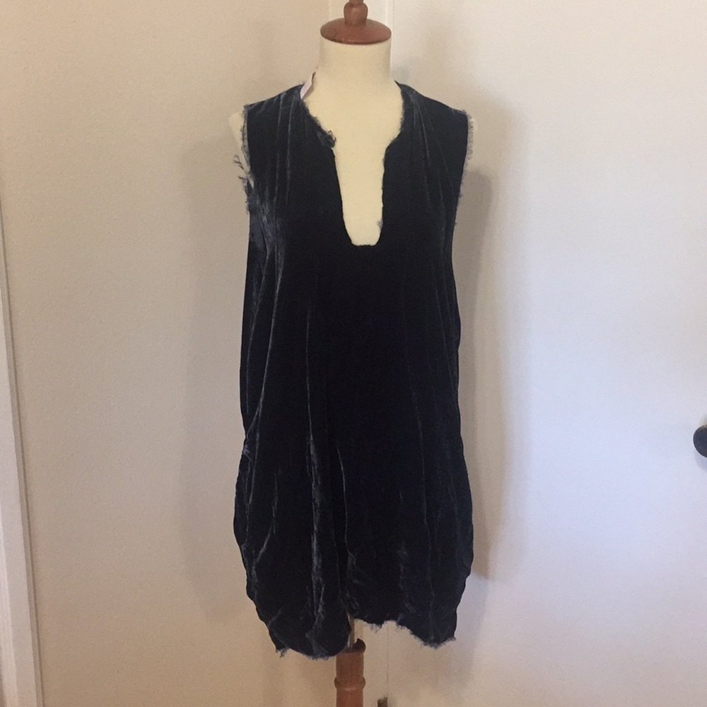 S LOVE TANJANE Velvet Dress G05 3812‎